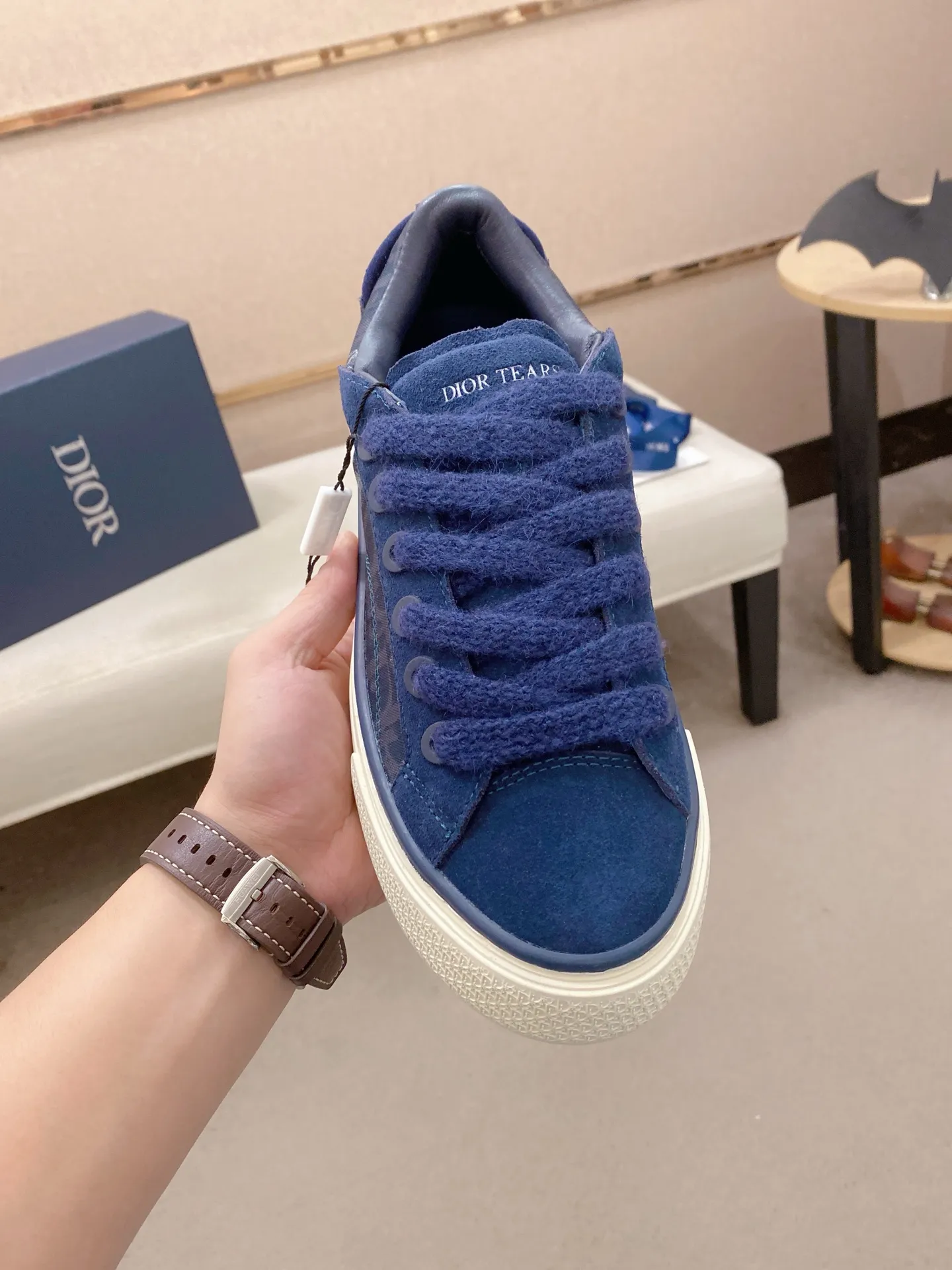 Factory price: 300 Men's shoes 💰[Dior·Dior] Top 🔍Couple style 💏🔍New casual sports style couple shoes, new four-season design, perfect workmanship, lace-up lazy style to create cabinet quality, upper: imported first-layer cowhide, sheepskin lining is soft and comfortable, ultra-light TPU wear-resistant outsole, simple, versatile fashion men's shoes, excellent color code number 35--44